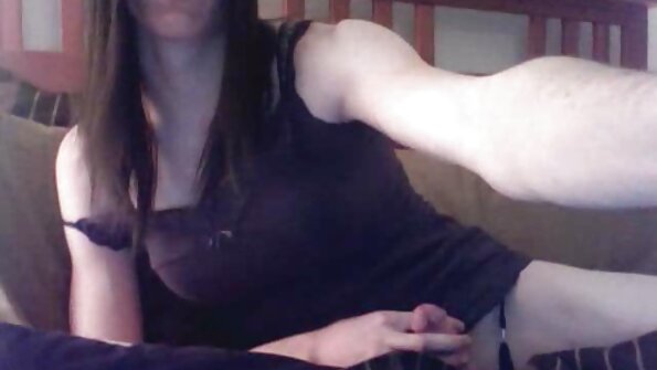Fyr lader brunette kæreste have sex med en fremmed for penge